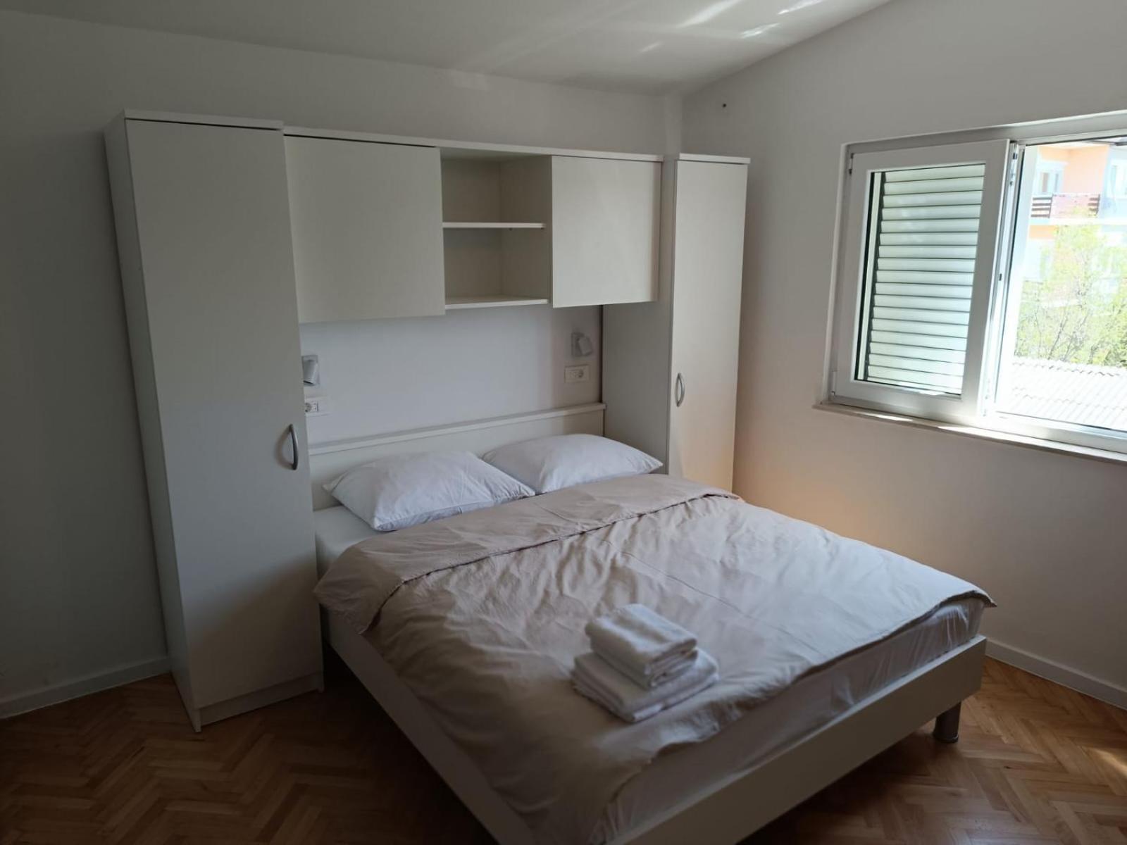 Diana Rooms And Apartments สตารีกราด-ปาเคลนีซา ห้อง รูปภาพ